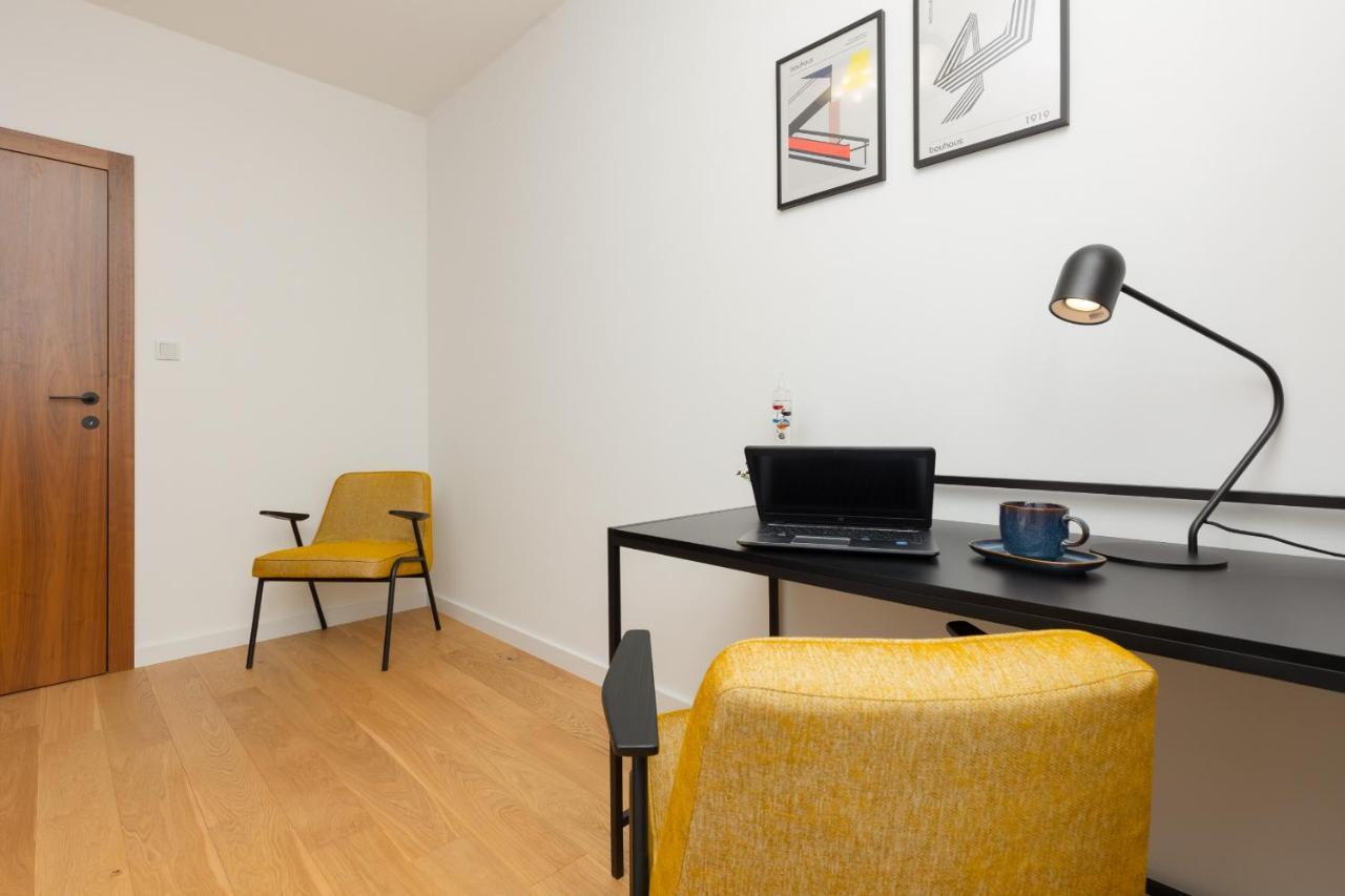 Trendy & Spacious 3-Room Apartament Warsaw Wilanow By Noclegi Renters Kültér fotó