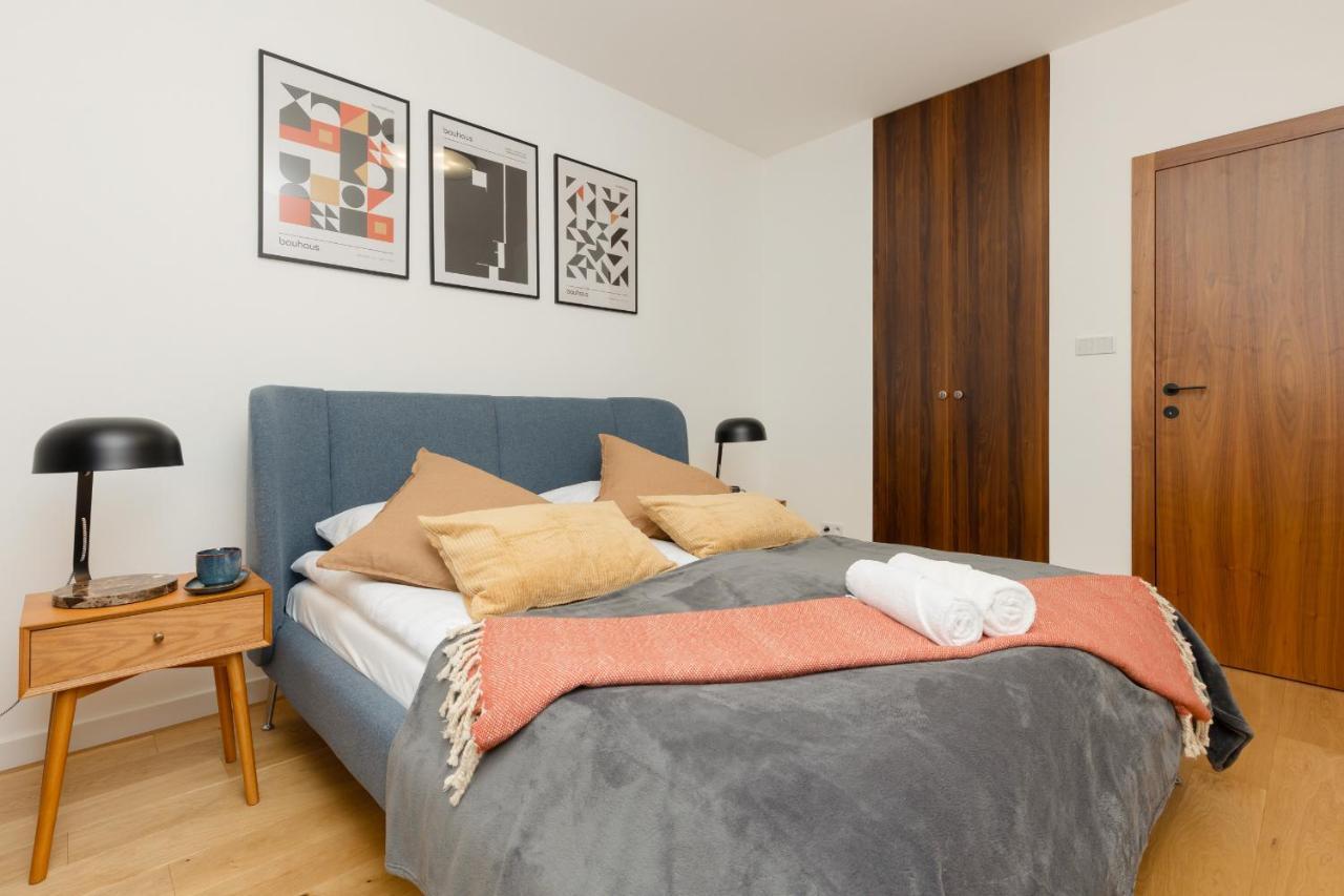 Trendy & Spacious 3-Room Apartament Warsaw Wilanow By Noclegi Renters Kültér fotó